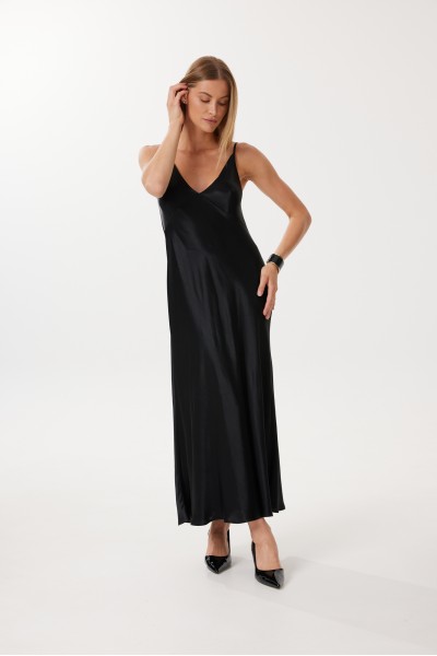 Платье 4646 черный