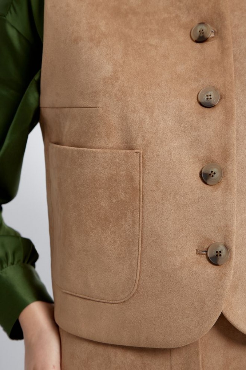 Жилет 4529 орех